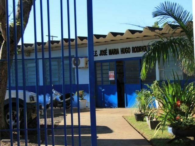 inseguranca:-camera-escondida-e-encontrada-em-banheiro-feminino-de-escola-estadual-em-campo-grande