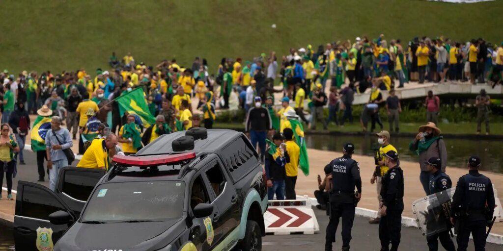 moraes-vota-por-rejeitar-recurso-de-cupula-da-pmdf-condenada-pelo-8/1