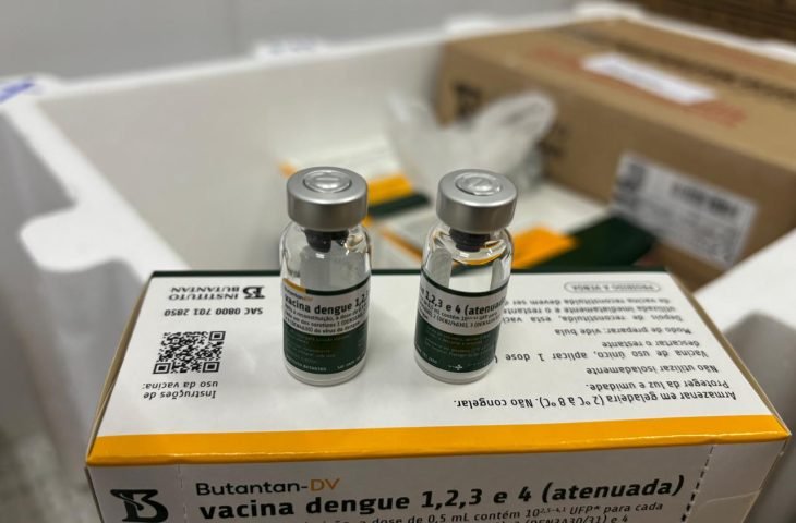 aquidauana-recebera-139-doses-da-vacina-contra-a-dengue-para-profissionais-das-ubss