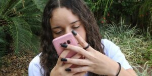 guia-orienta-sobre-como-abordar-violencia-de-genero-nas-redes-sociais