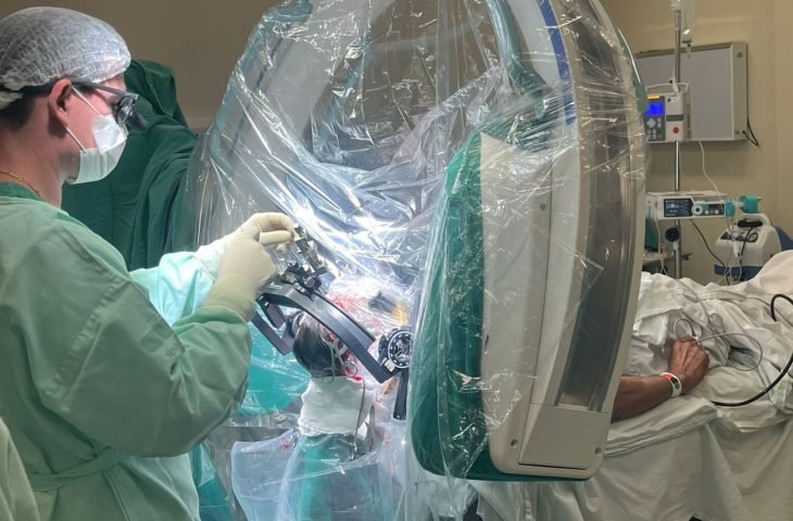 hospital-regional-de-tres-lagoas-realiza-1a-cirurgia-cerebral-pelo-sus-para-tratar-parkinson-em-ms