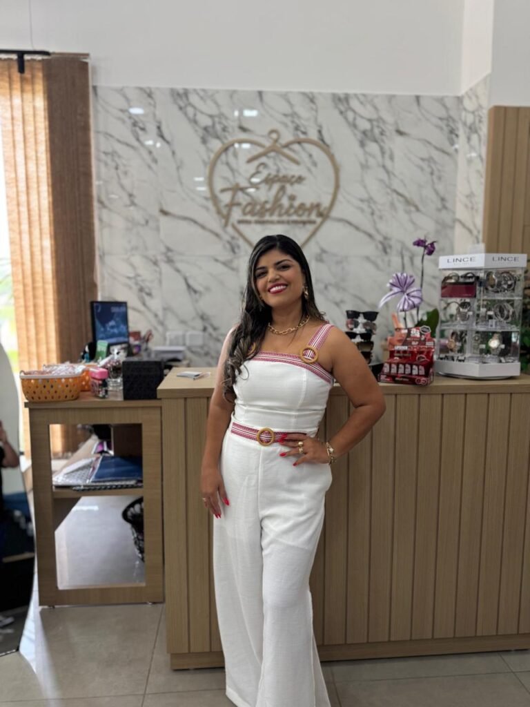 empresaria-asteziele-pereira-sera-homenageada-com-premio-mulher-que-faz-a-diferenca,-na-camara-de-aquidauana