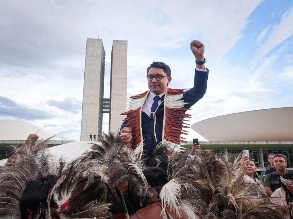ministro-aquidauanense-eloy-terena-retorna-a-aldeia-onde-nasceu-para-concluir-demarcacao-historica-em-ms