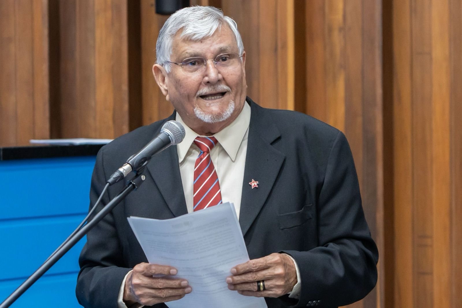 zeca-cobra-investigacao-urgente-de-voo-irregular-sob-ponte-em-porto-murtinho