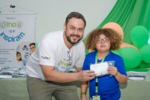 estudantes-da-rede-publica-em-aquidauana-recebem-oculos-gratuitos-em-acao-do-ifms