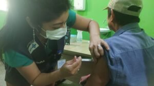 mais-de-1,1-mil-doses-sao-aplicadas-em-acao-de-vacinacao-nas-aldeias-ipegue-e-bananal