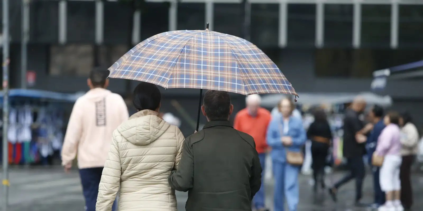 frente-fria-provoca-chuvas-e-queda-de-temperatura-no-centro-sul