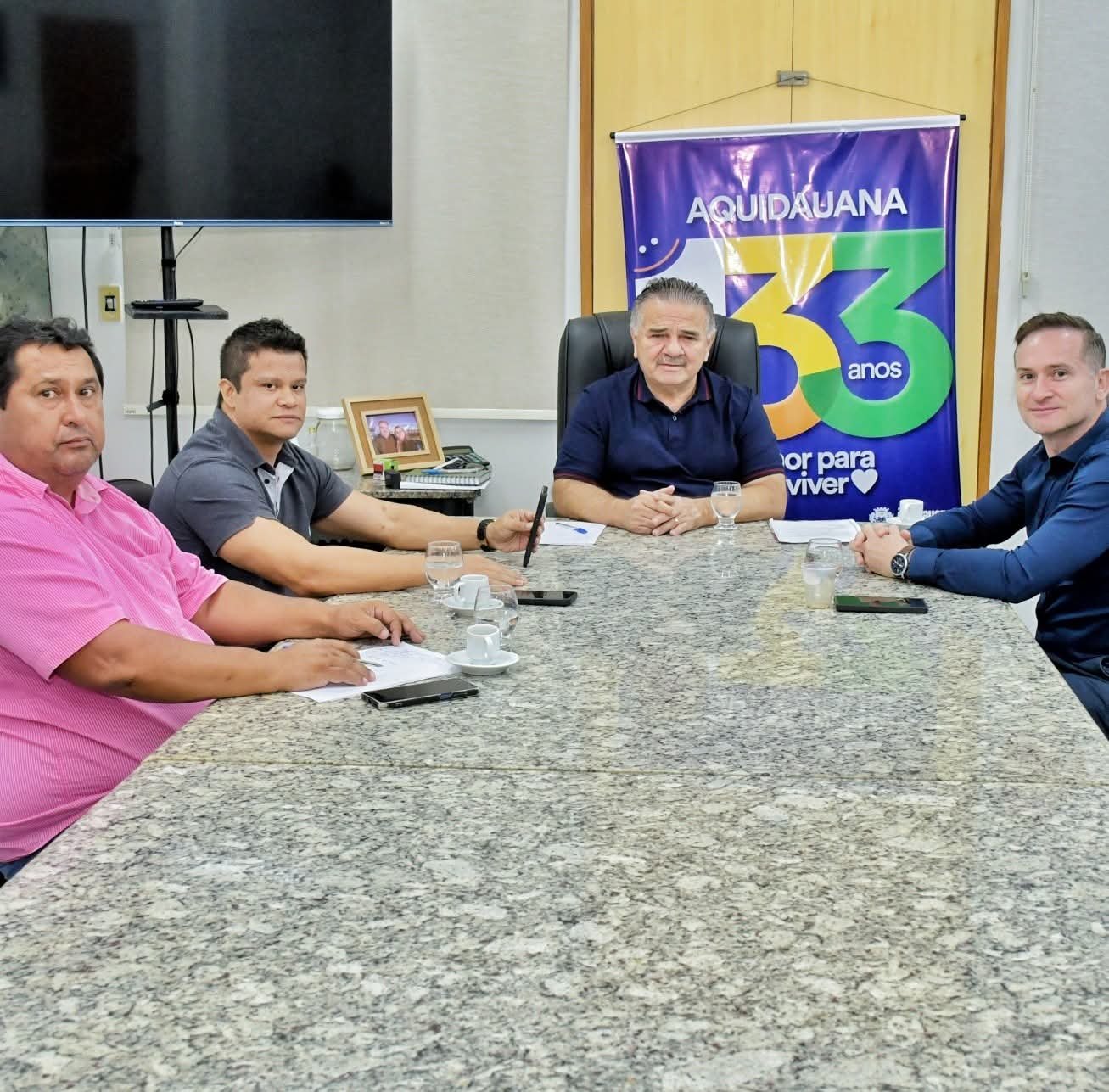 reuniao-discute-melhorias-e-novo-sistema-gerencial-para-o-hospital-regional-de-aquidauana