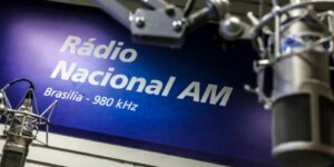 videocast-celebra-90-anos-da-radio-nacional