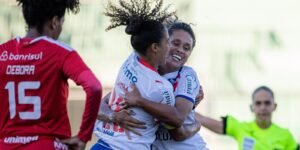 bahia-decide-no-1o-tempo-e-vence-o-inter-pelo-brasileirao-feminino