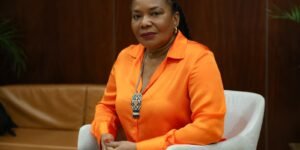 investimento-em-cultura-qualifica-e-emancipa,-diz-margareth-menezes