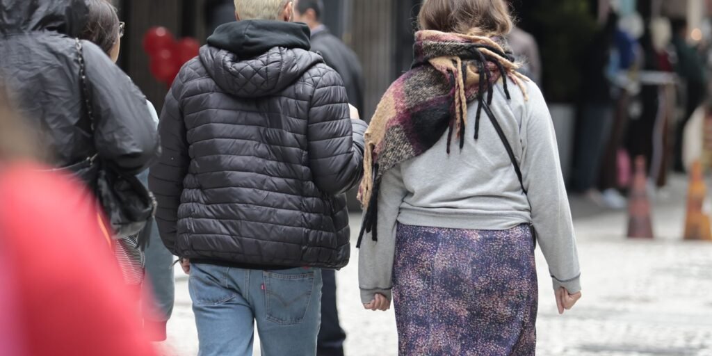 inmet-emite-aviso-amarelo-para-queda-de-temperatura-em-12-estados-e-df