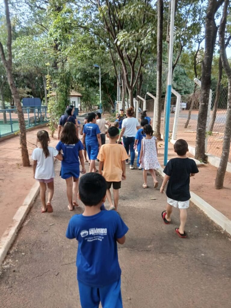 criancas-e-adolescentes-do-scfv-celebram-dia-mundial-do-meio-ambiente-com-atividade-educativa-na-lagoa-comprida