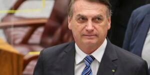 exercito-entrega-armas-de-bolsonaro-a-pf-e-informa-falta-de-duas