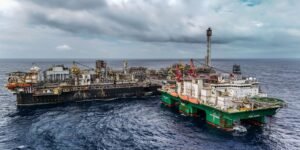 imposto-de-12%-sobre-exportacao-de-petroleo-e-estendido-por-60-dias