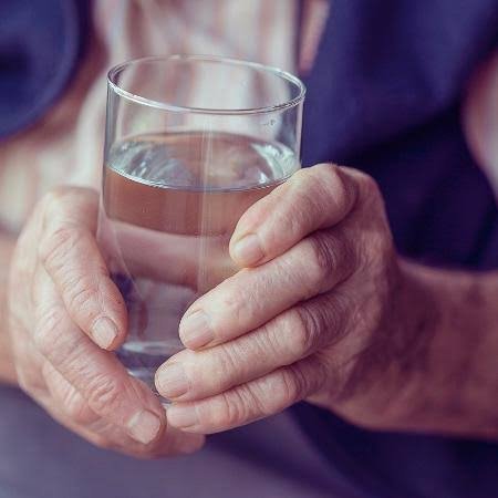 ingestao-de-agua-e-importante-no-inverno-para-evitar-doenca-dos-rins