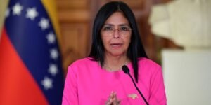 presidente-da-venezuela-confirma-acordo-petrolifero-com-estados-unidos