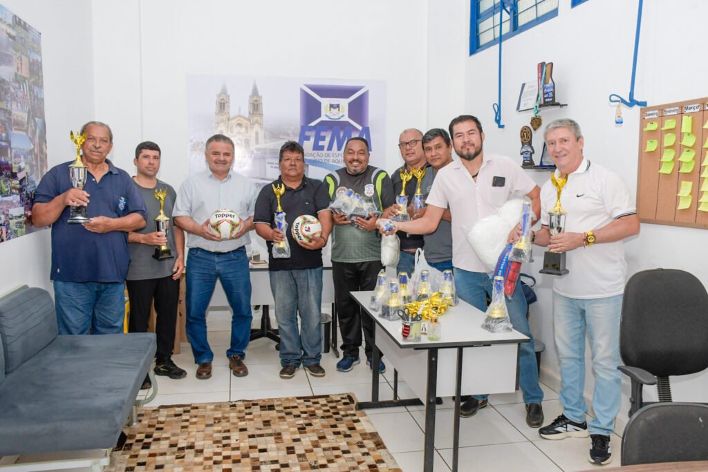 prefeitura-de-aquidauana-reforca-apoio-ao-esporte-comunitario-com-entrega-de-kits-e-incentivo-as-competicoes