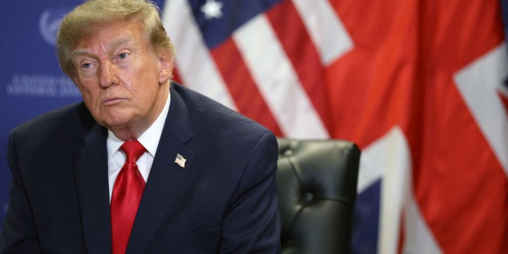 trump-diz-acompanhar-de-perto-eleicao-brasileira-e-nao-declarar-apoio