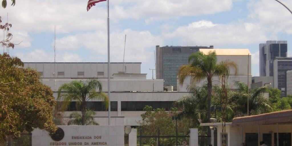 policia-federal-investiga-suposta-ameaca-a-embaixada-dos-eua