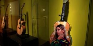 cantora-marilia-mendonca-ganha-exposicao-sensorial-no-mis